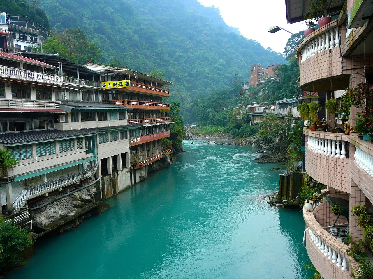 How To Enjoy Onsen Hot Spring